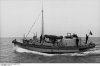 Bundesarchiv_Bild_101II-MW-2105-23,_Hafenschutzboot_HS_114.jpg