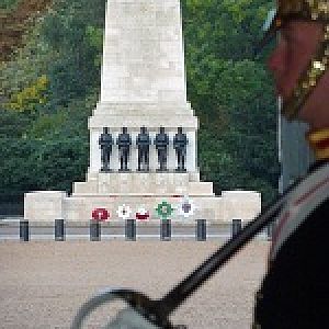 Horseguards MemorialSentry 1 28Oct2010