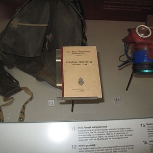 Ulster Museum, WW2 display