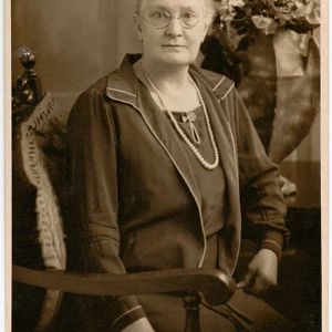 Mary Drew. On back-  2 Nov, 1929, Berti's Studios, 192 Holloway Rd, N.7