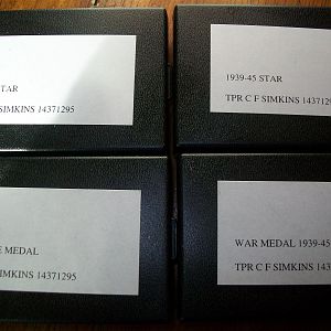 medal boxes labels