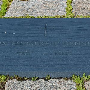 President Kennedy Grave