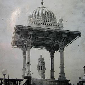 Maharajah's statue in Mysore