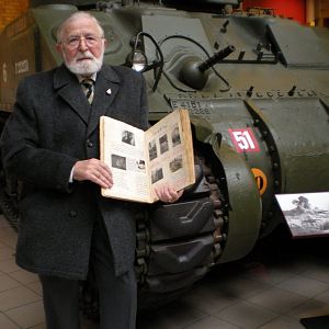 DSCN2778 Ron with Album & a Guards Armoured Division Sherman