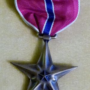 ER Uzzell US Bronze Star 1