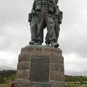 2 Cdo memorial front