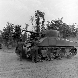 24 - Tk Rec Jul 44 - George Rodger TimeLife_26 - Sherman III T152212 'TORONTO PAM' After Repair