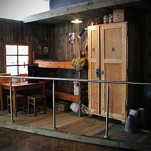 Recreated Prisoner Hut At The Great Escape Museum